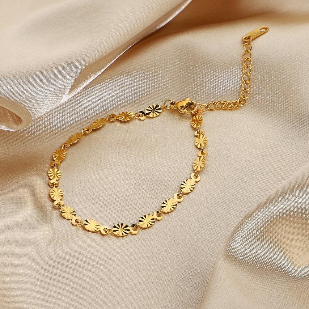 Arya Bracelet - Picture 2 of 5